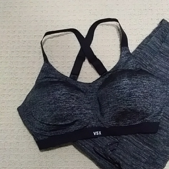 Victoria's Secret Other - Victoria's Secret 36DD sports bra